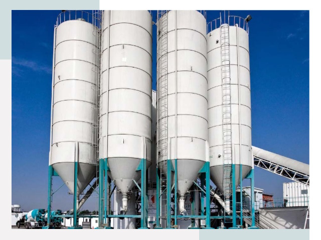 Строительство цементных силосов в Баксане